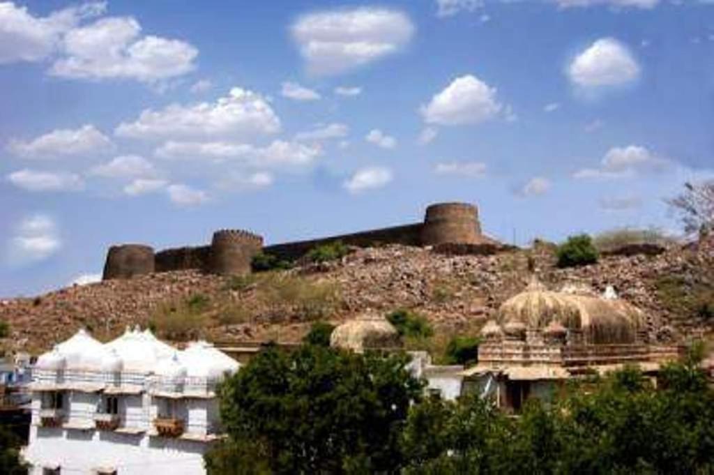 Bassi Fort Palace Chittorgarh Εξωτερικό φωτογραφία